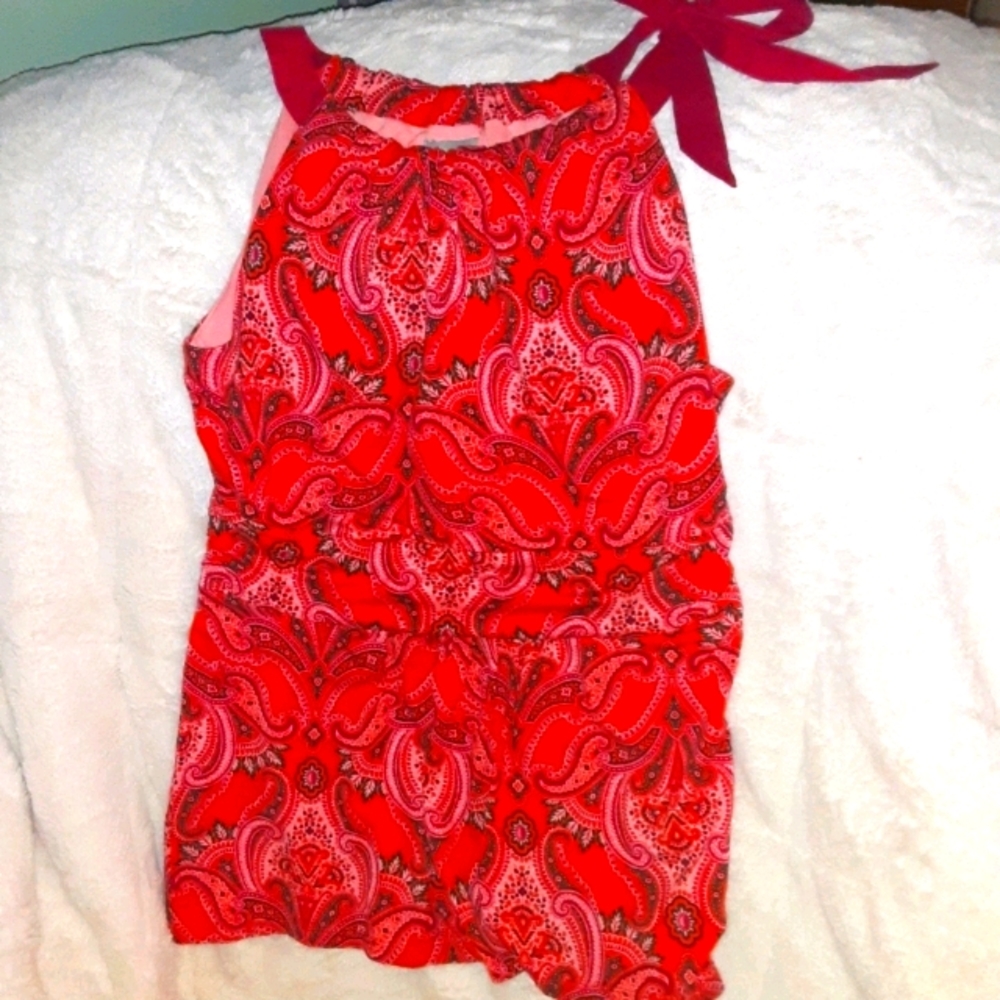 Woman's Ann Taylor tank top